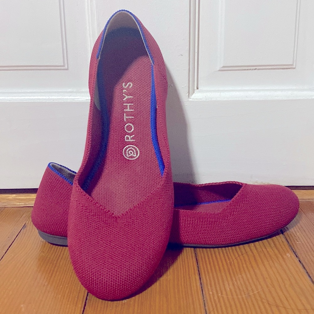 Adorable ballet flats